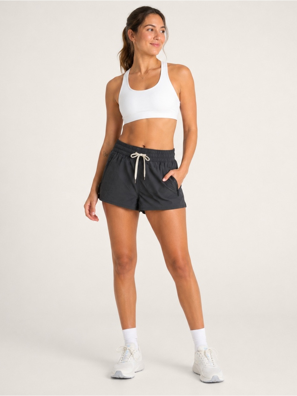 Vuori Women’s Small Gray Shorts S